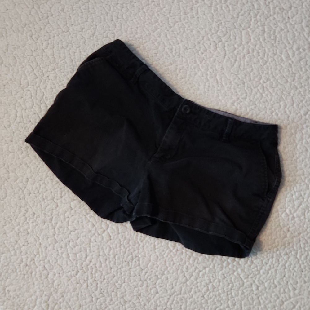 Amazon Essentials black mid rise chino shorts